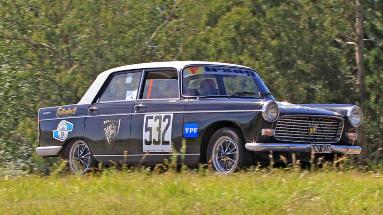 Habrá un rally de autos de época en Chajarí