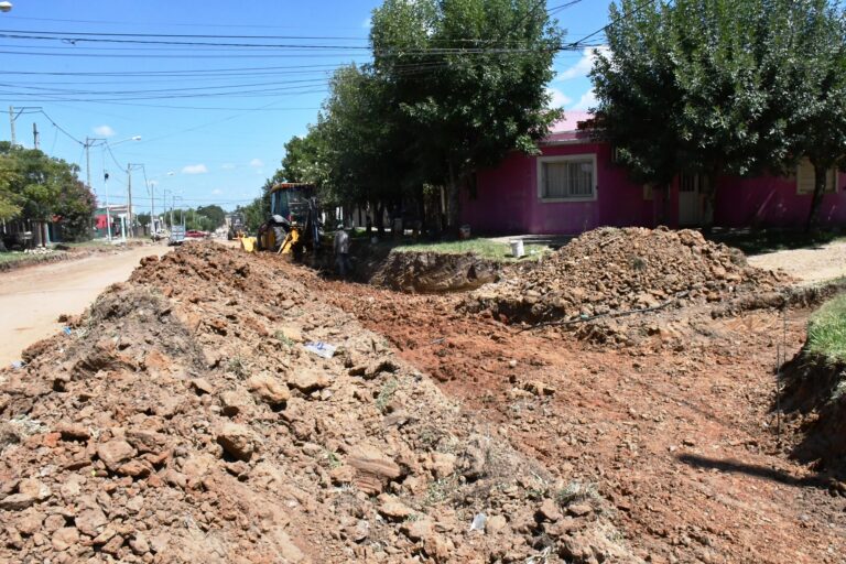 Avanzan las tareas complementarias en la repavimentación de calle Dr. Sauré
