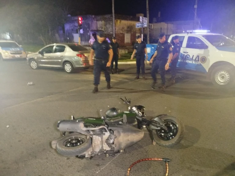 Violento choque en una de las avenidas más transitadas de Concordia dejó a dos personas en el hospital