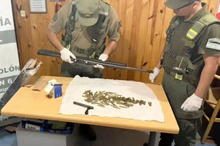 Ruta 14: El misterioso paquete que escondía un fusil de guerra y cientos de municiones