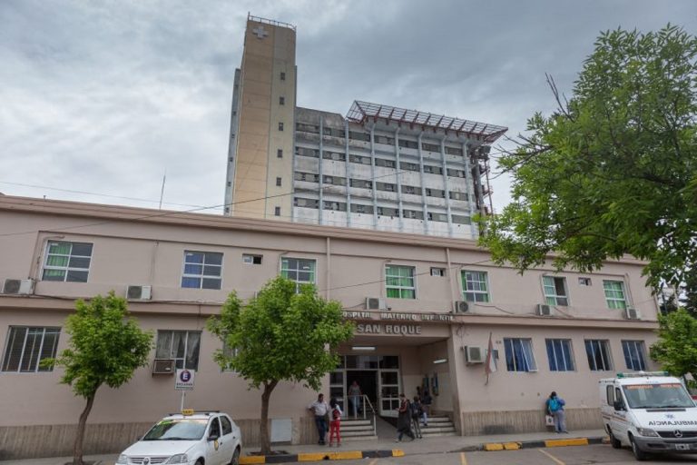 Un niño de 8 años fue aplastado por un tractor y pelea por su vida en terapia intensiva