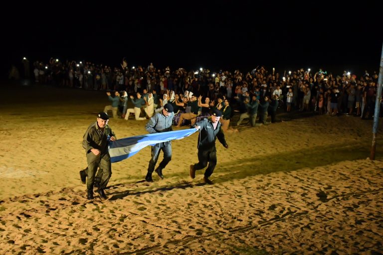 El impactante simulacro del desembarco en la Costanera de Concordia que emocionó a todos