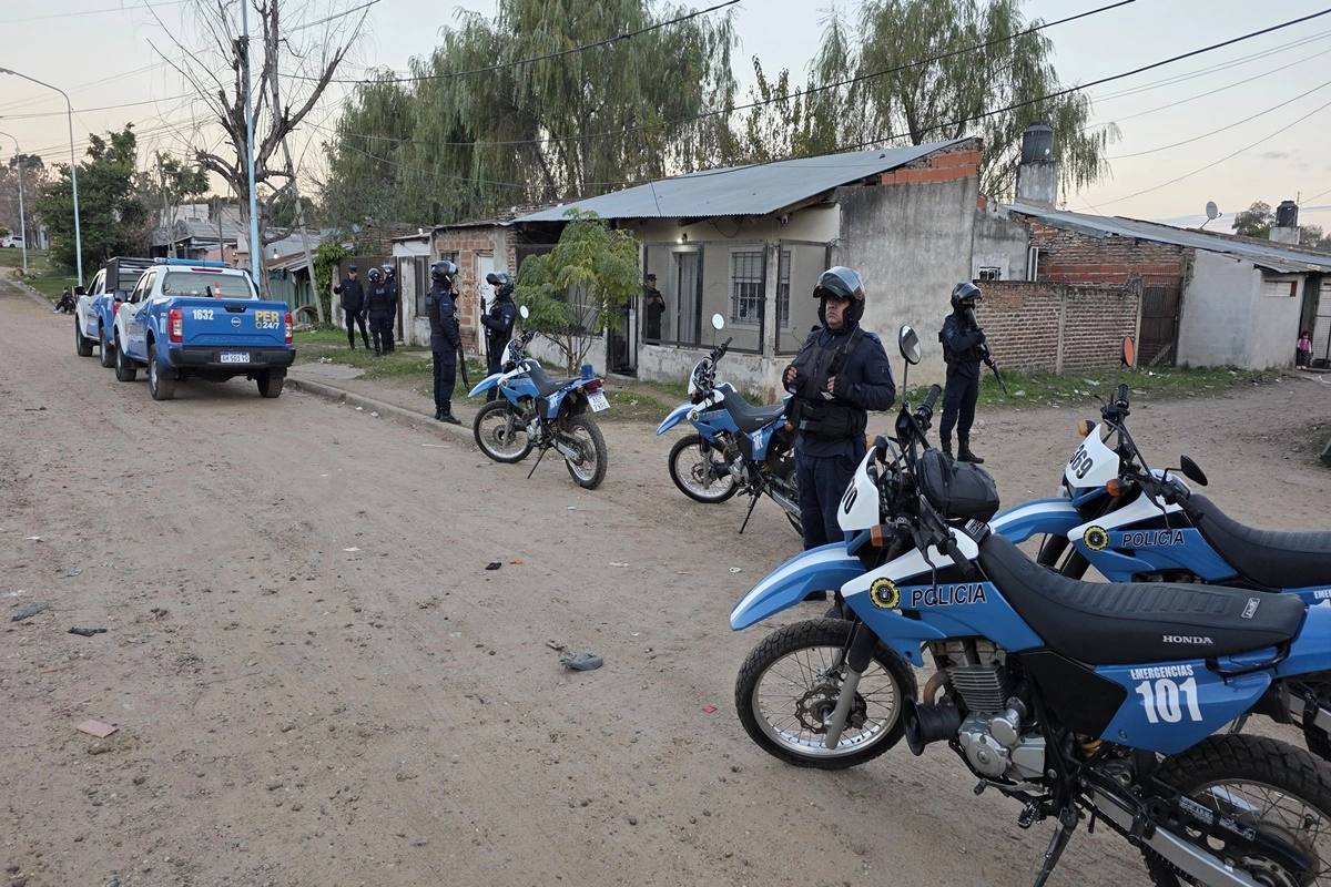 Entre los elementos secuestrados había cocaína fraccionada, marihuana y un cartucho calibre .22.