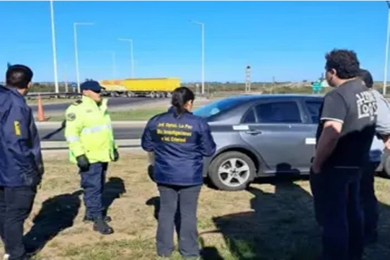 Asaltaron a mano armada a un comerciante en Entre Ríos, huyeron por la ruta y fueron capturados