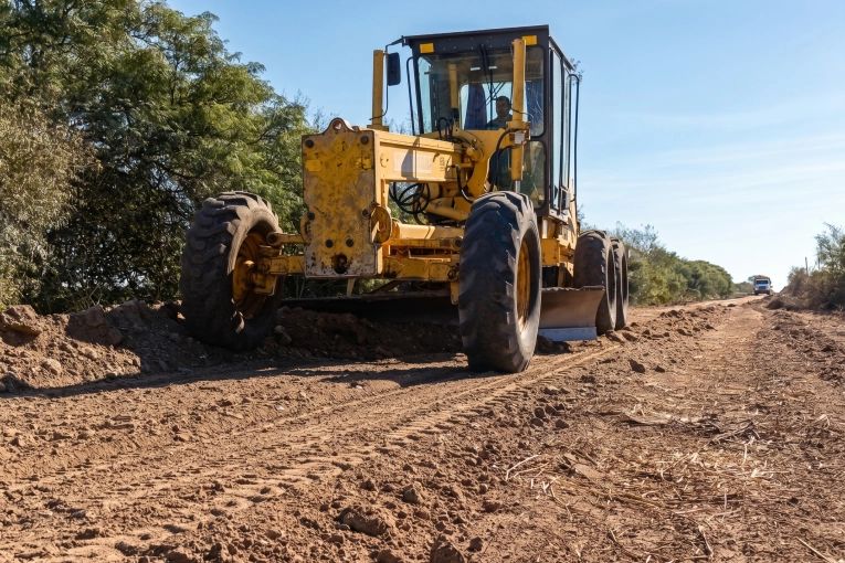 Provincia analizó el mantenimiento de caminos rurales con gobiernos locales del departamento Concordia