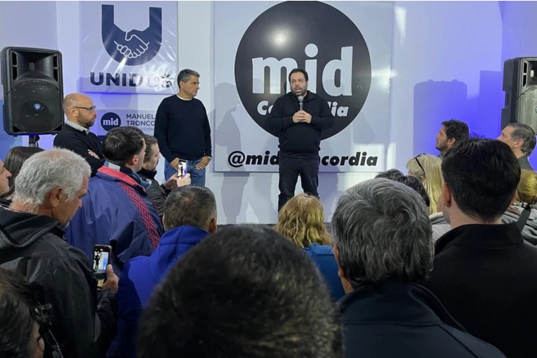 Troncoso y Marcone reunieron a la militancia del MID Concordia de cara al 2027