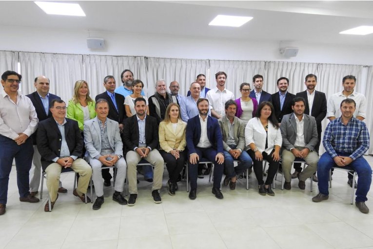 El Gabinete de Azcué: Un Cambio Radical en la Estructura Municipal