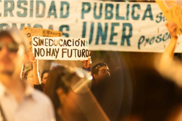 Paro Universitario: Rechazo a la Oferta Oficial y Nuevas Medidas de Fuerza