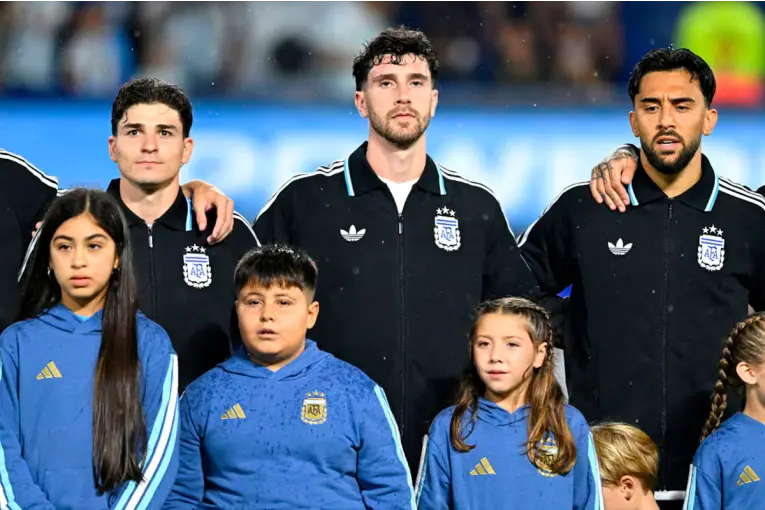 Marcos Senesi se une a la Selección Argentina: dos entrerrianos en el Mundial 2026