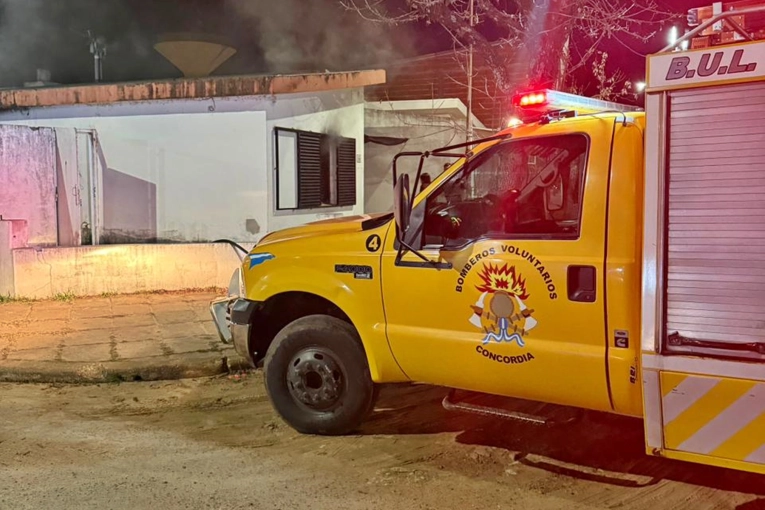 Incendio en barrio La Bianca: Daños materiales y sin heridos