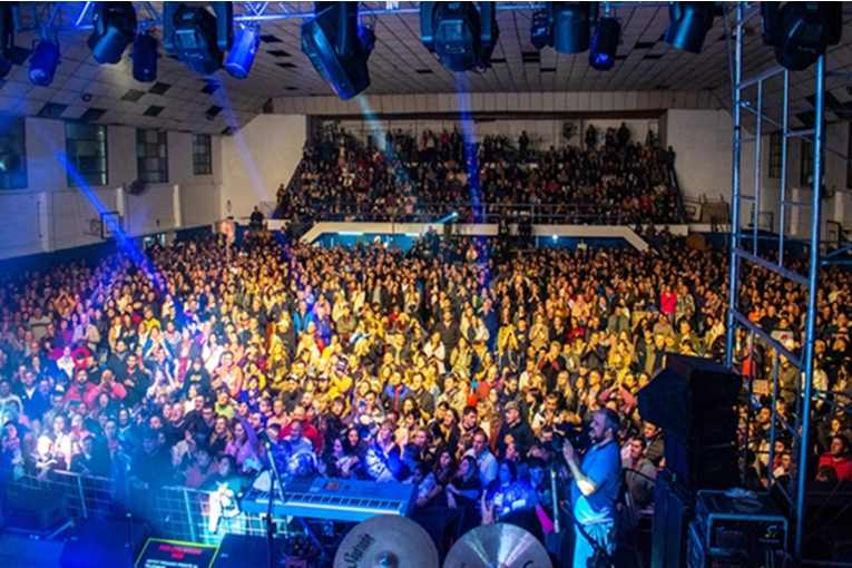 La Fiesta de la Amistad revela su impresionante cartel artístico