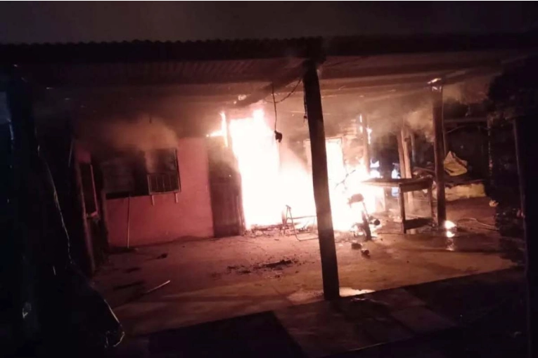 Incendio en Calabacilla deja a una familia sin hogar