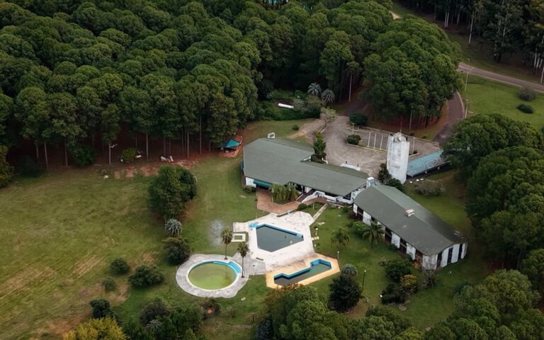 Nuevos Incentivos y Extensión en la Licitación del Hotel Ayuí: Oportunidades para Inversores