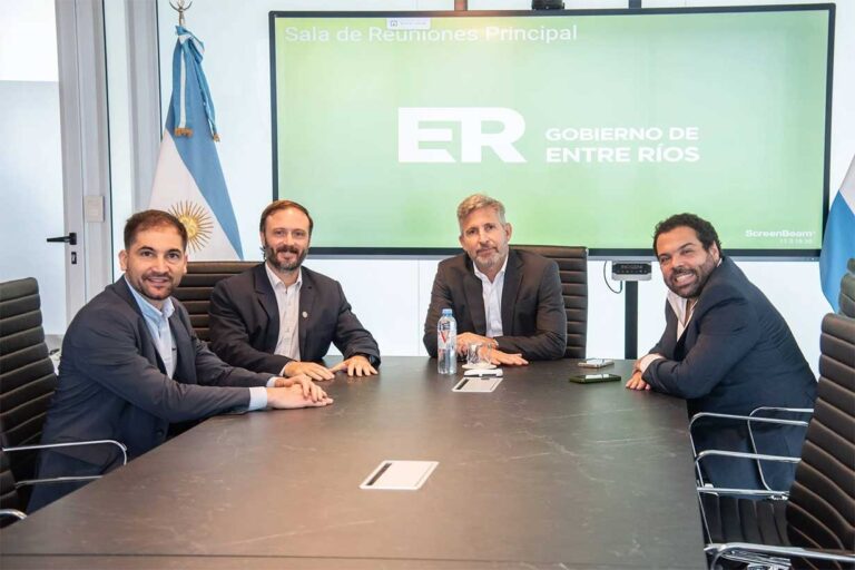 Crisis en Juntos por Entre Ríos: Tensiones en el Gabinete de Azcué