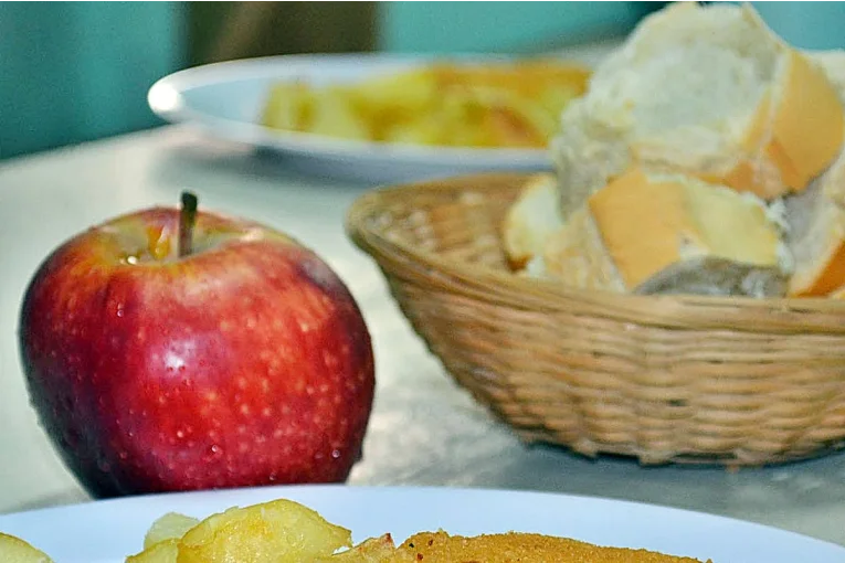 Nutricionistas de Entre Ríos se Oponen a la Privatización de Comedores Escolares