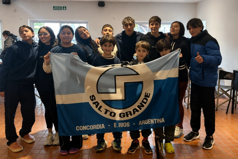 Salto Grande Brilla en el Campeonato Entrerriano de Natación