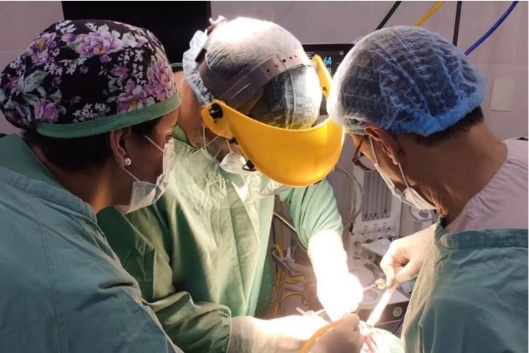 Inédito avance médico: Un hospital realiza una cirugía odontológica de alta complejidad