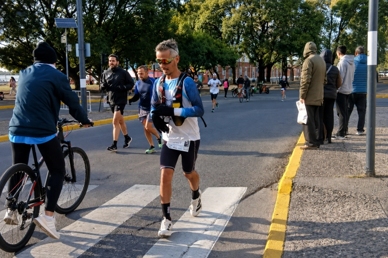 Guillermo Carmarán brilla en la Maratón Internacional de Rosario con una impresionante actuación