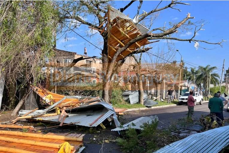 Concordia devastada: Tormenta huracanada causa estragos y deja a la ciudad a oscuras