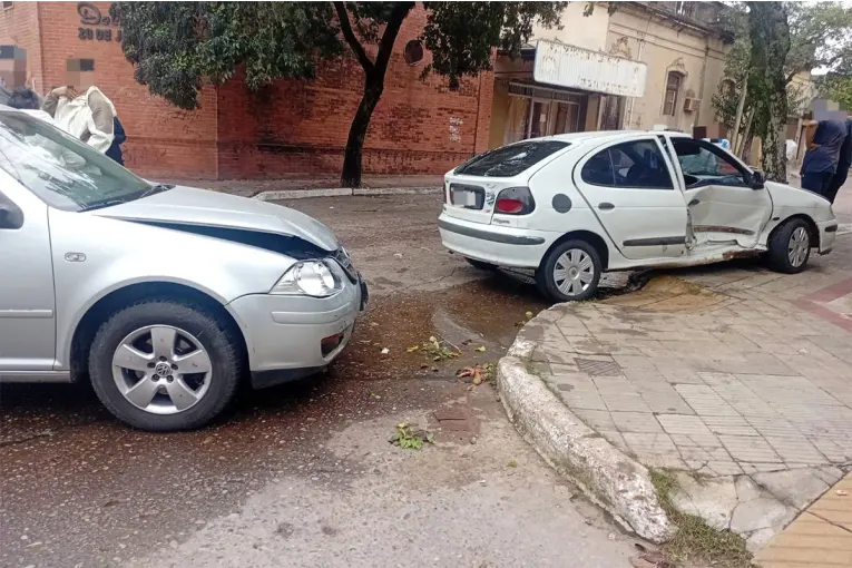 Niña hospitalizada tras choque entre vehículos: conductor bajo los efectos del alcohol
