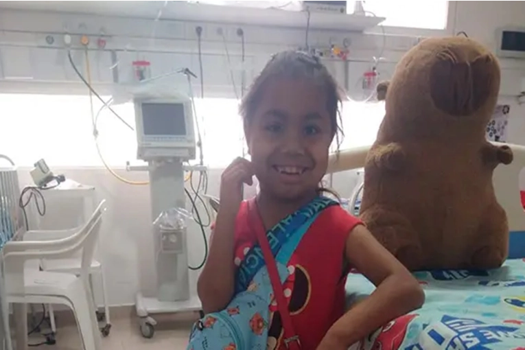 Solidaridad en Paraná: Una niña de 8 años espera un trasplante renal y su familia necesita ayuda
