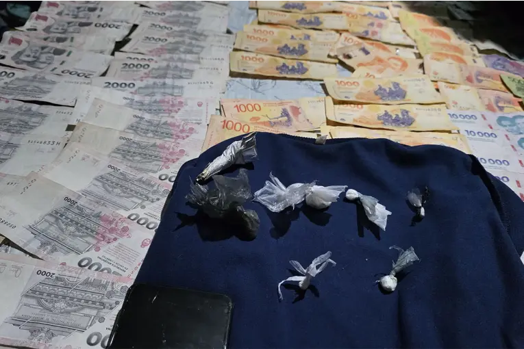 Allanamientos en Concordia: Tres detenidos y cocaína incautada en un operativo policial
