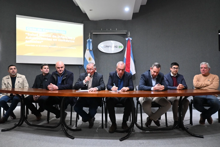 Iniciativa Pionera: CAFESG y Salto Grande Promueven Capacitación en Salud Mental para Niños y Adolescentes
