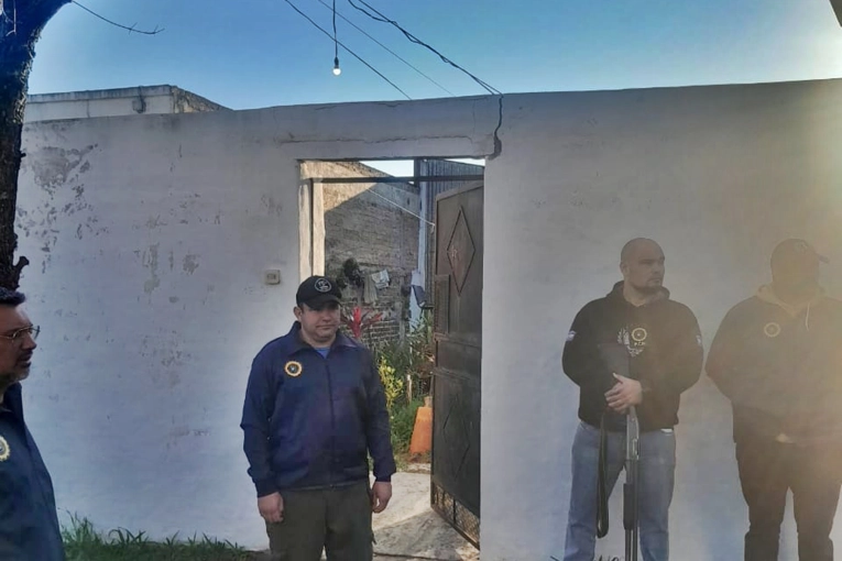 Allanamiento en Concordia: La Policía desmantela una red de amenazas