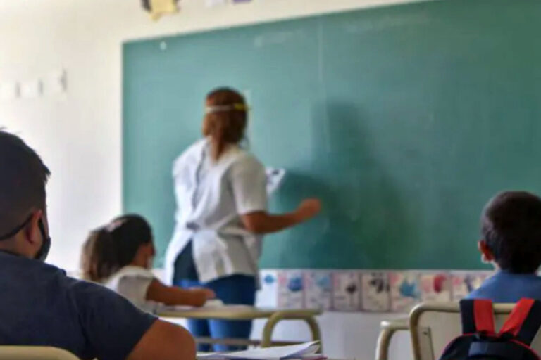 Salario Mínimo Docente en Entre Ríos: Supera la Inflación y Recupera Poder Adquisitivo
