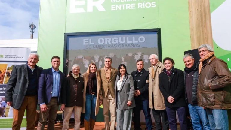 Celebración en Palermo: 34 cabañas entrerrianas son destacadas en la Exposición Rural