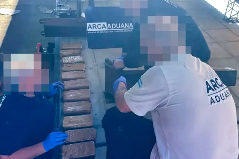 Desmantelan red de tráfico de drogas en frontera: 16 kilos de cocaína incautados