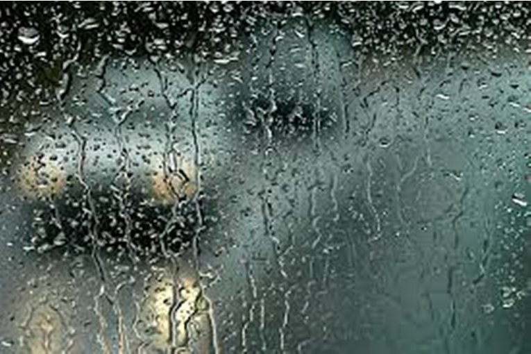 Comienzo de Semana en Concordia: Feriado, Lluvias y Alertas Meteorológicas