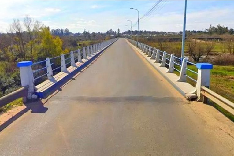 Policía Actúa Rápido y Salva a Mujer en Crisis en el Puente Alvear