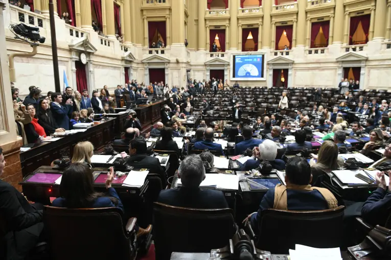 Diputados en sesión: Claves para la reforma del Banco Central y otros proyectos