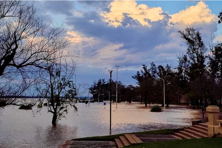 El río Uruguay alcanzará niveles críticos en Concordia