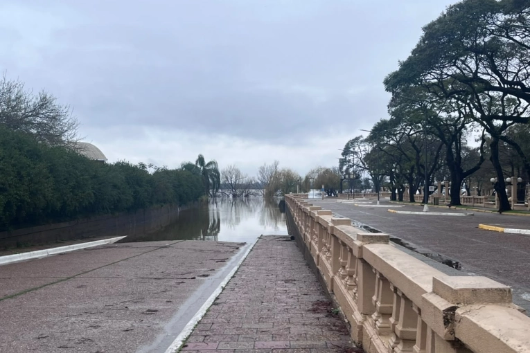 El Río Uruguay Mantiene su Estabilidad Frente al Puerto de Concordia