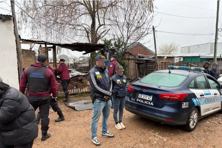 Desmantelan Punto de Venta de Drogas en Concordia: Cocaína Fraccionada Aprehendida
