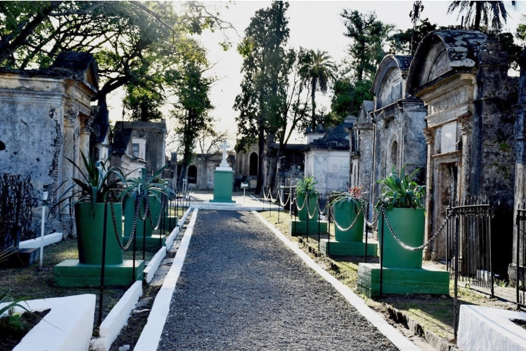 Vive la historia: “Noches en el Cementerio de los Fundadores” regresa este viernes