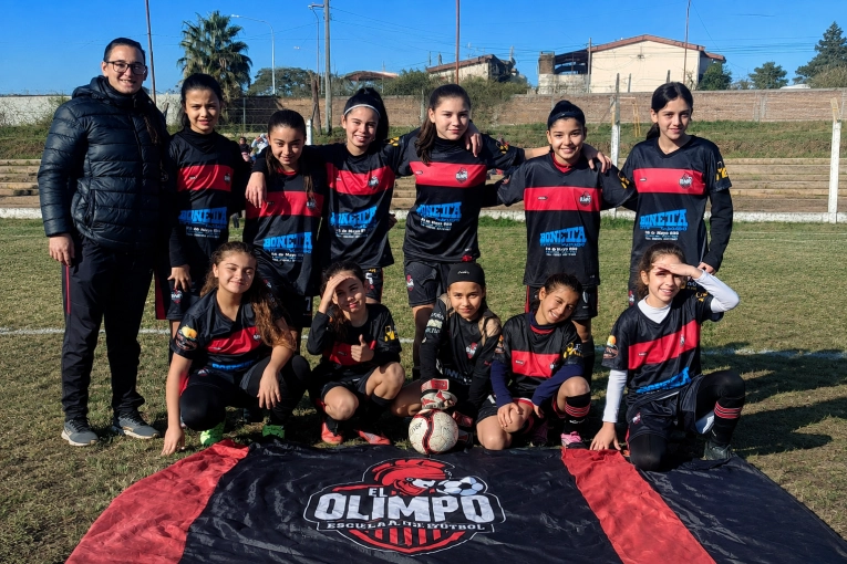 ¡Un Gran Debut! Las Chicas del Olimpo Inician su Camino en el Torneo Regional Amateur