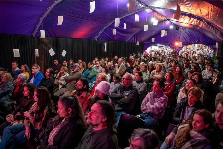La Feria del Libro Paraná Lee se Expande con Propuestas Culturales para Todos