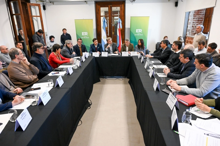 Frigerio Anuncia Medidas de Alivio para el Turismo en Medio de la Crisis