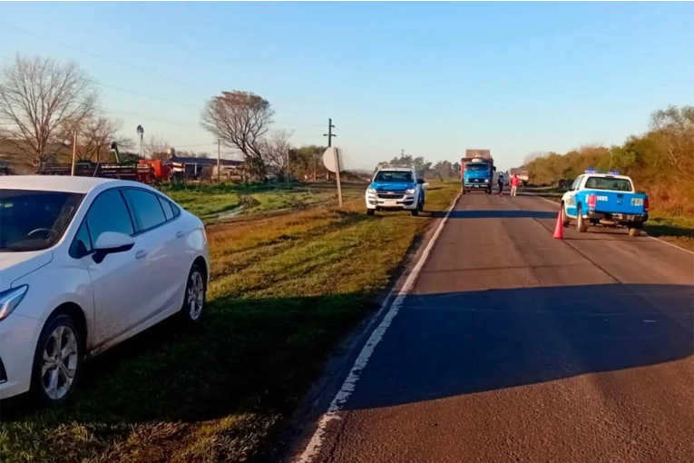 Choque frontal en la Ruta 18 deja tres heridos y un conductor hospitalizado