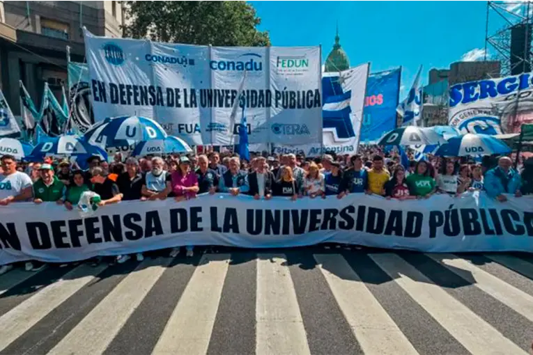 Docentes Universitarios Anuncian Paro Nacional de 48 Horas por Mejores Salarios