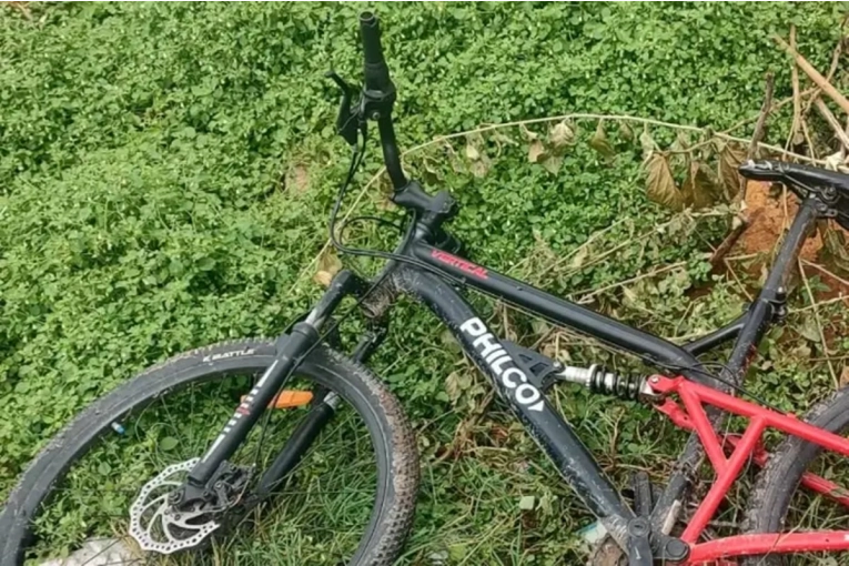 Tragedia en Concordia: Un ciclista pierde la vida en la calle