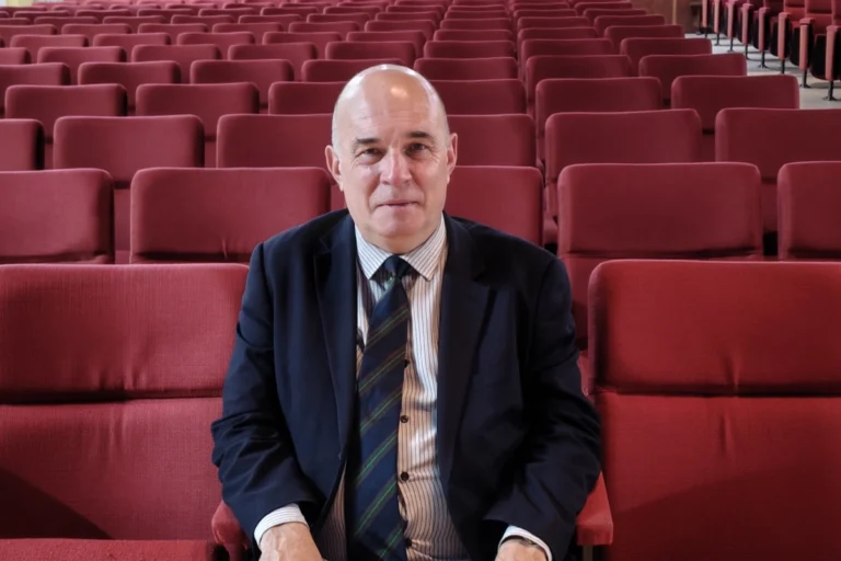 Urquiza: Un Pionero en la Educación Argentina Según Eduardo Lazzari