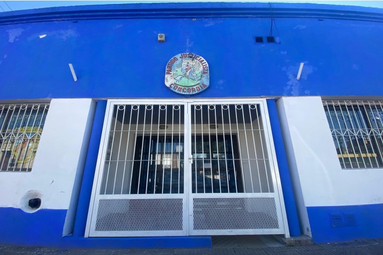 Dirigentes Justicialistas de Concordia Alertan sobre la Pérdida de Empleadores en el Sector Industrial