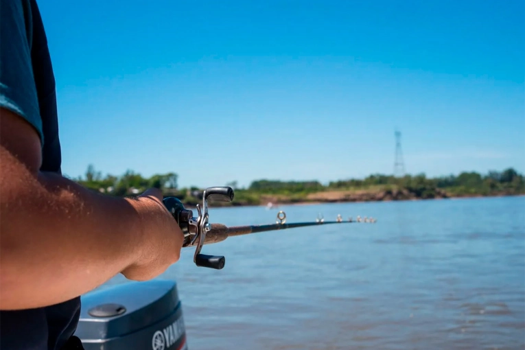 Nuevas Normativas para la Pesca Deportiva en el Río Uruguay