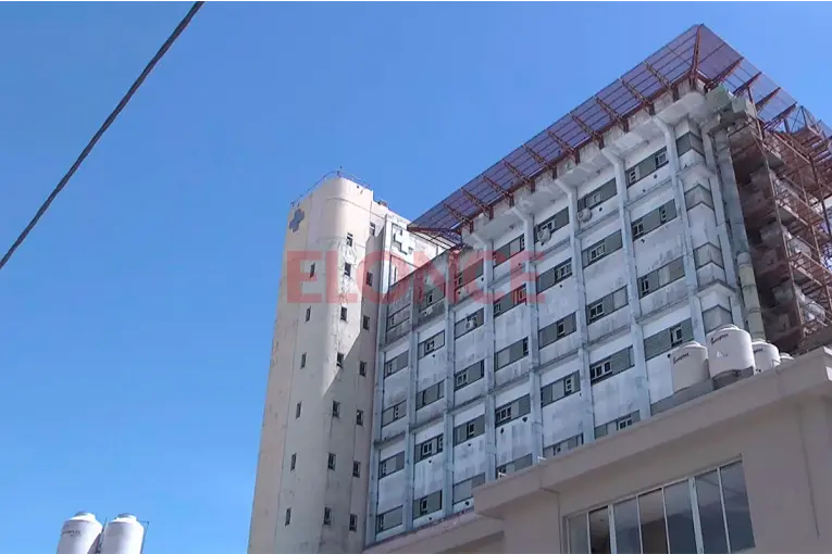 Despidos y nuevas investigaciones en hospitales de la provincia