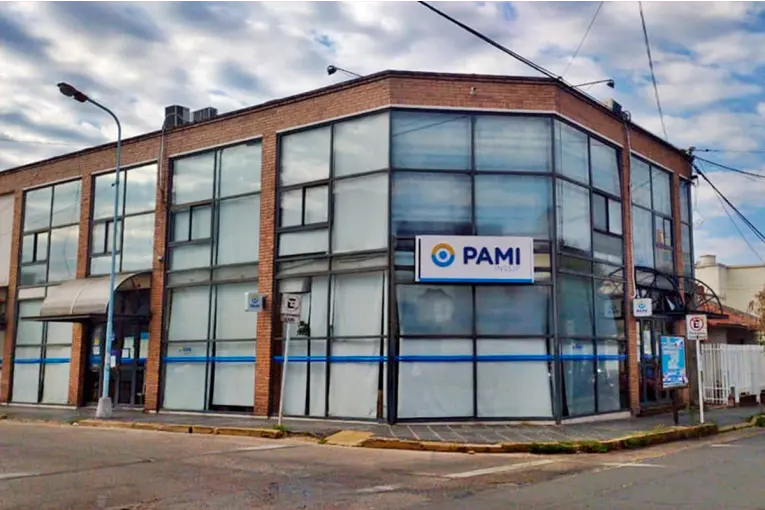 Justicia ordena a PAMI garantizar tratamiento oftalmológico urgente