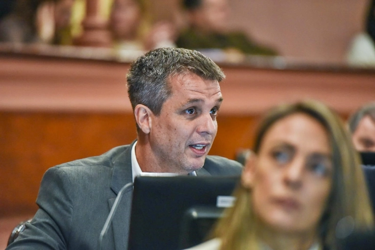 Cresto analiza la reorganización del PJ y el futuro electoral en Entre Ríos